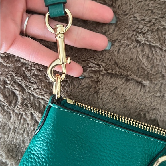 Coach Praire Satchel in Pebbled Leather Jade Green crossbody - Picture 14 of 16